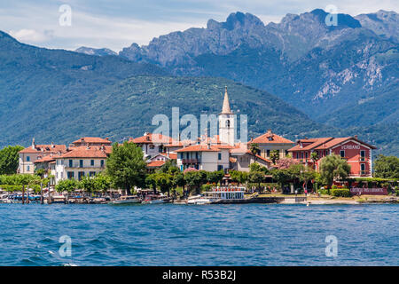 Le Lac Majeur, Italie, le 9 juillet 2012 : Isola Pescatore, également appelée Isola Superiore, l'une des trois principales îles Borromées. Banque D'Images