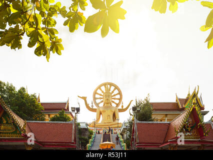 Coucher du soleil à Big Buddha Temple à Koh Samui, Thaïlande Banque D'Images