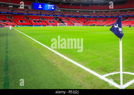 28 novembre 2018, au stade de Wembley, Londres (Angleterre), Ligue des Champions, Tottenham v Inter Milan ; une vue sur le stade. Credit : Georgie Kerr/News Images Banque D'Images