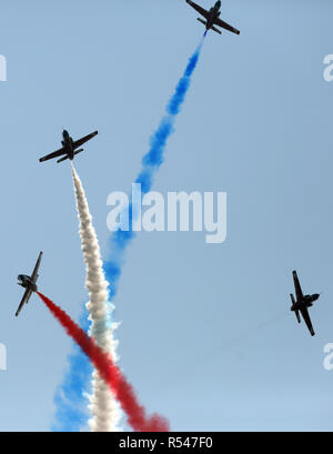 29 novembre 2018 - Shenzhen, Chine - Les flèches rouges Aerobatic Team effectuer à Zhuhai Airshow 2018 à Zhuhai, Province du Guangdong en Chine du sud. (Crédit Image : © SIPA l'Asie via Zuma sur le fil) Banque D'Images