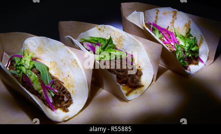 Carnitas tacos de porc 3 rue de maïs jaune. Banque D'Images