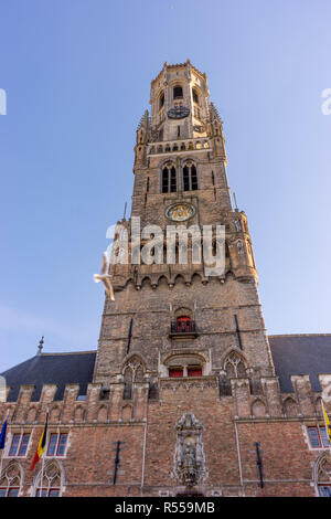 Bruges, Belgique - 17 Février 2018 : La tour du beffroi de Bruges Banque D'Images