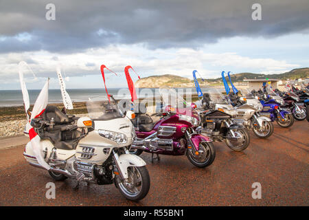 Honda Gold Wing motorcycles à un rallye du club des propriétaires sur la promenade au nord du Pays de Galles station balnéaire de Llandudno Banque D'Images