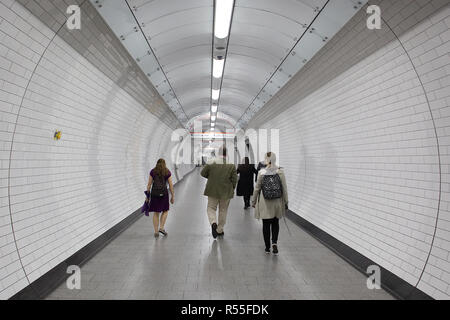 Tunnel souterrain pour piétons Banque D'Images