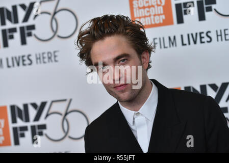 Rob Pattinson assiste à la 56e Festival du Film de New York premiere de 'vie' à l'Alice Tully Hall, Lincoln Center le 2 octobre 2018 à New York. Banque D'Images