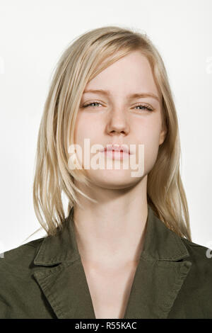 Portrait of young woman Banque D'Images