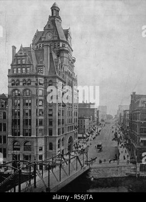 Immeuble dans le centre de Milwaukee, une ville dans l'état du Wisconsin, photo historique 1890, États-Unis d'Amérique Banque D'Images