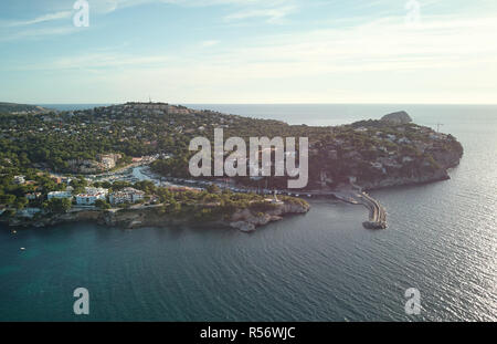 Vue panoramique aérienne Santa Ponsa, petite ville du sud ouest de l'île de Majorque. Situé dans la municipalité de Calvia, Espagne Banque D'Images