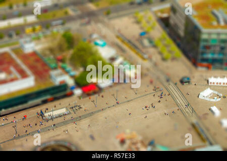 Vue aérienne de la place publique à Berlin Alexanderplatz Banque D'Images