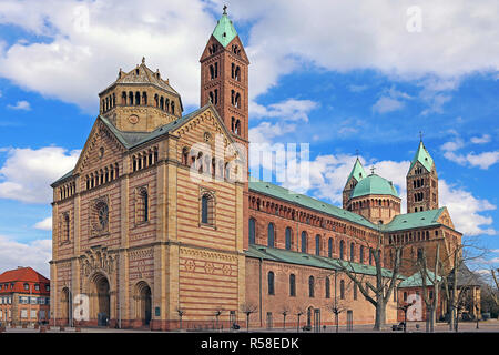 Vue sud-ouest de la cathédrale de Speyer Banque D'Images