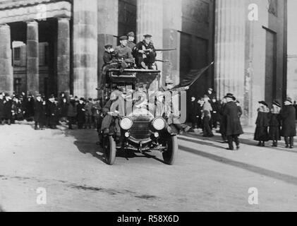 La Révolution allemande - Les soldats et les ouvriers dans le contrôle du gouvernement allemand Banque D'Images