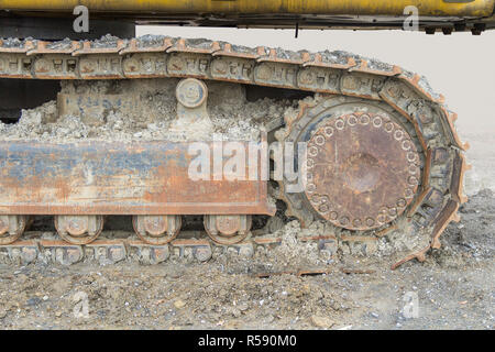 Détail chaîne crawler boueux Banque D'Images