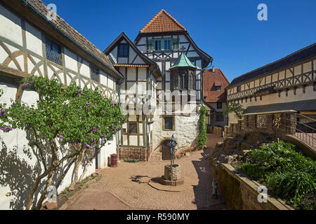 Le nord du Burghof, bailliage de Nuremberg avec baie vitrée sur la Wartburg, Eisenach, en Thuringe, Allemagne Banque D'Images