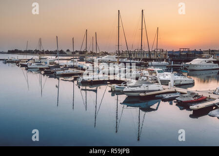 Marina et Yacht Club de Ras Al Khaimah Banque D'Images