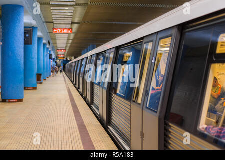 12 septembre 2017, Bucarest, Roumanie - plate-forme du métro Banque D'Images