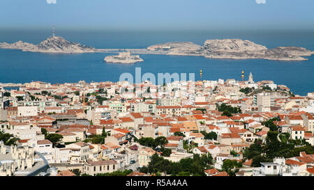 Au-dessus de la ville de Marseille et le château d'si island Banque D'Images