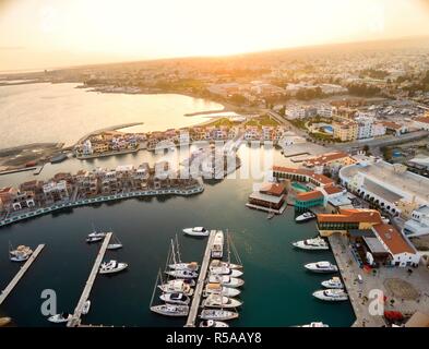 Vue aérienne de Limassol, Chypre Marina Banque D'Images