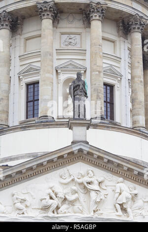 Statue et gel à la musée de Berlin, Allemagne, du Gendarmenmarkt, Cathédrale française Banque D'Images