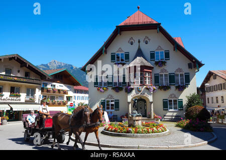 L'Ancien hôtel de ville (Rathaus), Sankt Gilgen, Wolfgangsee, Salzburger Land, Flachgau, Autriche Banque D'Images
