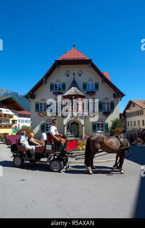 L'Ancien hôtel de ville (Rathaus), Sankt Gilgen, Wolfgangsee, Salzburger Land, Flachgau, Autriche Banque D'Images