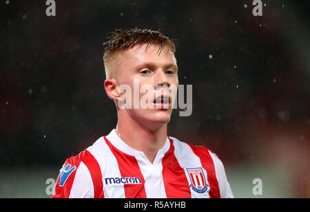 Stoke City's Sam Clucas pendant le ciel parier match de championnat au stade de bet365, Stoke Banque D'Images