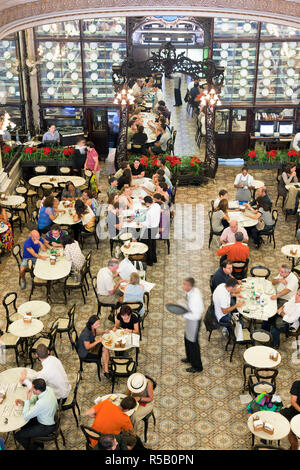 Brésil, Rio de Janeiro, Confeitaria Colombo Cafe & restaurant Banque D'Images