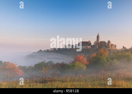 Lever du soleil à la Szinérváralja, brouillard, automne, Thuringe, Allemagne