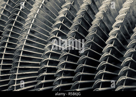 France, Nord-Pas de Calais, de la Flandre française, Lewarde, Centre Historique Minier, l'exploitation minière musée installé dans le bâtiment bâtiments de la mine de charbon Delloye, aubes de turbines Banque D'Images