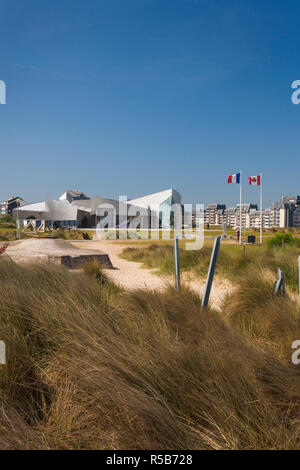 France, Normandie, Calvados, Plages du Débarquement, Courseulles sur Mer, Centre Juno Beach, musée pour les forces canadiennes dans la WW2 invasion à Juno Beach Banque D'Images