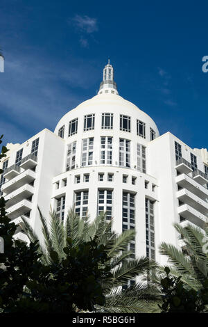 Hôtel Loews, Collins Avenue, South Beach, Miami Beach, Floride, USA. Banque D'Images
