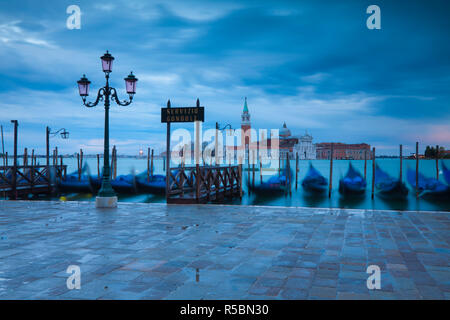 Piazza San Marco à l'ensemble de San Giorgio Maggiore, à Venise, Italie Banque D'Images