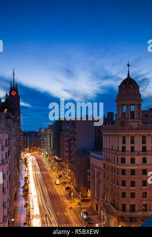 Espagne, Madrid, Centro, elevated view de la Gran Via Banque D'Images