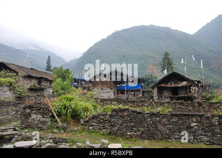 Le himalayan village de Hatiya dans l'est du Népal Banque D'Images