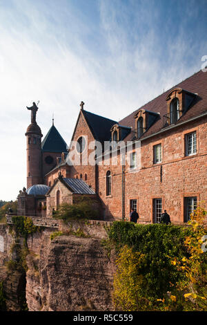 France, Bas-Rhin, Alsace, mont Ste-Odile, couvent perché Banque D'Images