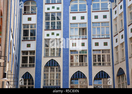 Hackesche Hofe (début 20e siècle architecture sécession allemande), Berlin, Allemagne Banque D'Images