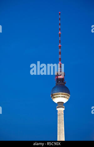 Fernsehturm (tour de télévision), Berlin, Allemagne Banque D'Images