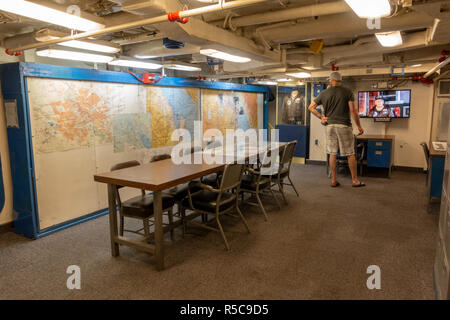 Dans les amiraux's (5) Chalet, USS Midway, San Diego, California, United States. Banque D'Images