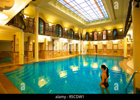 Spa de l'établissement Corinthia Hotel, Budapest, Hongrie Banque D'Images