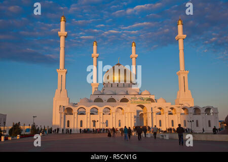 Le Kazakhstan, Astana, mosquée Nur Astana Banque D'Images