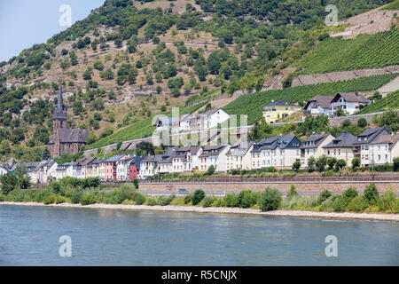 La vallée du Rhin, Lorchhausen, Allemagne. La classe moyenne typique des maisons. Banque D'Images