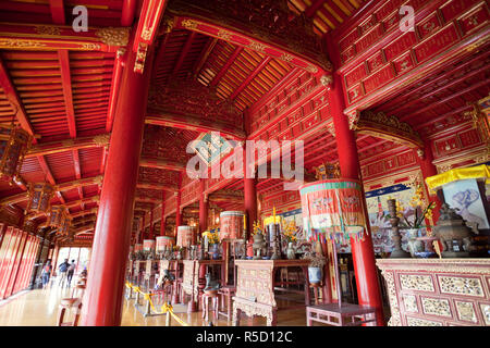 Vietnam, Hue, La Citadelle, l'enceinte impériale, Temple de mieu Banque D'Images