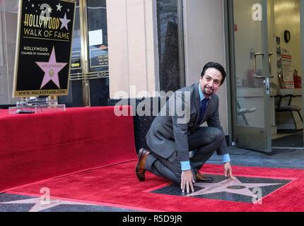 Los Angeles, USA. 30Th Nov, 2018. Lin-Manuel Miranda assiste à la cérémonie de son étoile sur le Hollywood Walk of Fame à Los Angeles, États-Unis, le 30 novembre 2018. Credit : Zhao Hanrong/Xinhua/Alamy Live News Banque D'Images