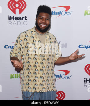 Inglewood, Californie, USA, le 30 novembre 2018. Khalid assiste à 102.7 KIIS FM's Jingle Ball 2018 présentée par Capital One au Forum le 30 novembre 2018 à Inglewood, Californie. Photo : imageSPACE/MediaPunch MediaPunch Crédit : Inc/Alamy Live News Banque D'Images