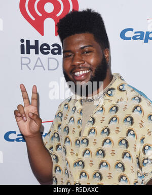 Inglewood, Californie, USA, le 30 novembre 2018. Khalid assiste à 102.7 KIIS FM's Jingle Ball 2018 présentée par Capital One au Forum le 30 novembre 2018 à Inglewood, Californie. Photo : imageSPACE/MediaPunch MediaPunch Crédit : Inc/Alamy Live News Banque D'Images