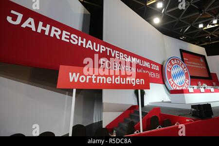 Munich, Allemagne. 30Th Nov, 2018. firo : 30.11.2018, Football, 1.Bundesliga, la saison 2018/2019 de l'AGA 2018, FC Bayern Munich, Munich, Munich, Munich, FC Bayern Munich, général, fonction, déposant, AGA, l'utilisation de crédit dans le monde entier | Buhne : dpa/Alamy Live News Banque D'Images