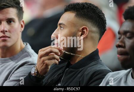 Munich, Allemagne. 30Th Nov, 2018. firo : 30.11.2018, football, 1.Bundesliga, la saison 2018/2019 de l'AGA 2018, le FC Bayern Munich Corentin Tolisso, Bayern Munich, Munich, Munich, portrait, geste, assemblée générale annuelle de l'utilisation de crédit dans le monde entier | : dpa/Alamy Live News Banque D'Images