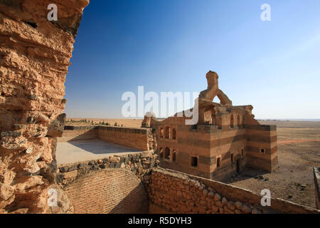 La Syrie, Hama environs, 6e siècle Grès Byzantine Palais de Qasr Ibn Wardan, Église Banque D'Images