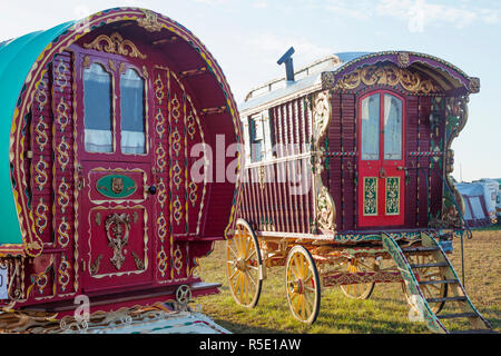 L'Angleterre, dans le Dorset, Blanford, le grand vapeur Dorset Fair, roulottes Banque D'Images