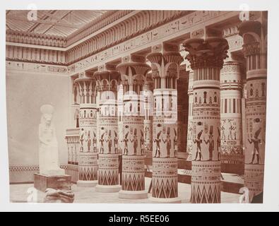 Intérieur du Musée égyptien, avec le portique de Philae. Vues photographiques de l'avancement de la Sydenham, Crystal Palace. Prises au cours de l'avancement des travaux, par le désir de l'administration, par Philip H. Delamotte. De même que la liste des administrateurs et dirigeants de l'entreprise, etc. Londres, 1855. Source : Tab.442.a.5, la plaque 68. Auteur : DELAMOTTE, Philip Henry. Banque D'Images