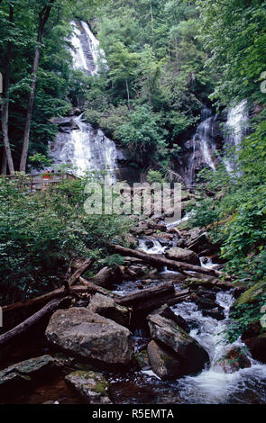 Chutes d'Anna Ruby,Parc d'état d'Unicoi,Géorgie Banque D'Images